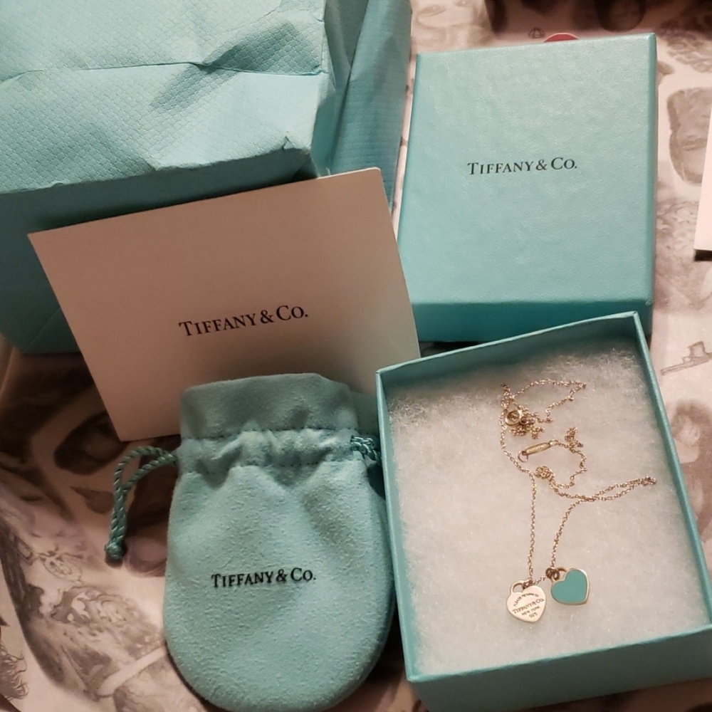 Tiffany &Co Heart necklace